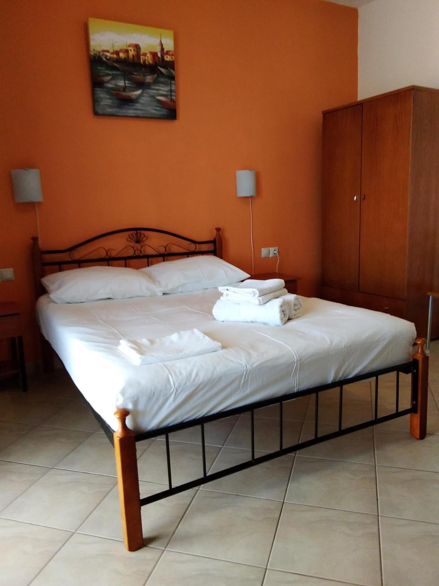 Apartamento Megalokonomos Emmanouil Kalamos  Exterior foto